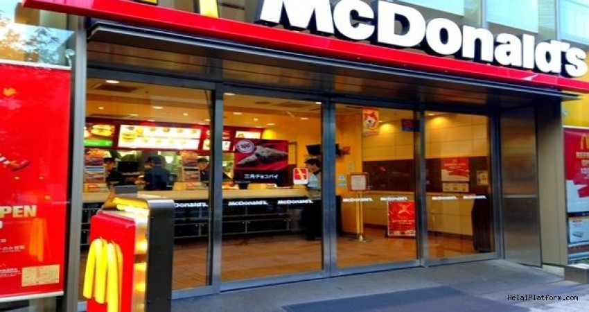 mcdonalds-da-genc-kiza-ya-kafandaki-ortuyu-cikart-yada-disari-cik.jpg