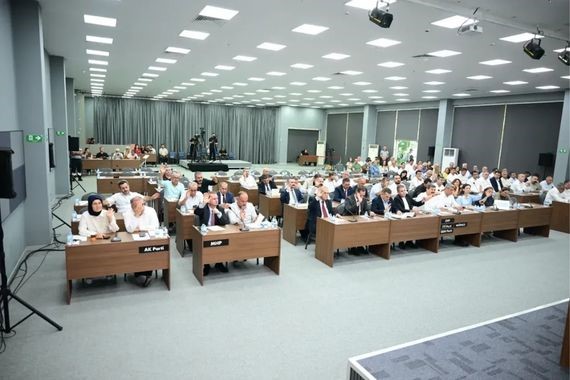 Üniversiteyi kazananlara 30 bin TL destek: Kimlerin alacağı belli oldu