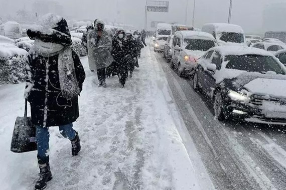 meteoroloji-gun-verip-uyardi-ilk-kar-geliyor.jpg