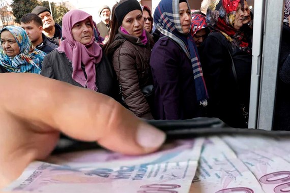 Asgari Ücretliye Bayram Müjdesi: 5 Bin 500 TL Ödeme Hesaplara Yatıyor!