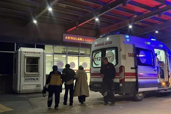Mutluluk yerini korkuya bıraktı: 50 kişi zehirlendi