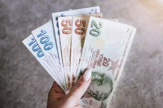 Öğrencilere ve velilere müjde: Aylık 1.750 TL destek ödemesi için başvurular açıldı!