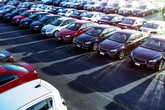 Türkiye’nin Otomobilde Renk Tercihi Değişti! Zirvede Beklenmedik Bir Ton Var