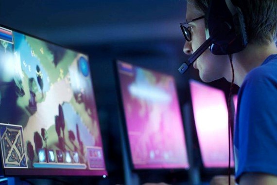 Dijital Oyunlar Gelişimi Destekliyor mu? Uzmanlardan Hayati Uyarı: Faydası Kontrolünde Saklı!