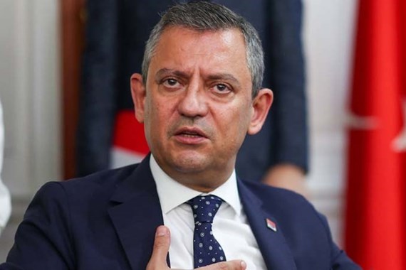 ozgur-ozel-cumhurbaskani-adayini-acikladi-onu-size-emanet-ediyorum.jpg