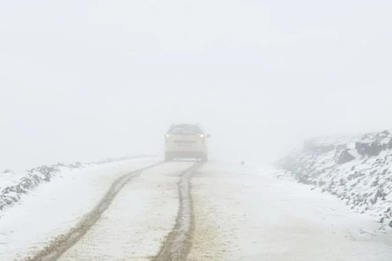 sicaklik-beklenirken-kar-bastirdi-temmuzda-hava-tersine-dondu.jpg