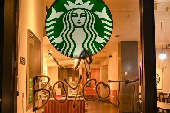 starbucks-dunyada-boykot-listesinde-turkiyede-devlet-hastanesinde.jpg
