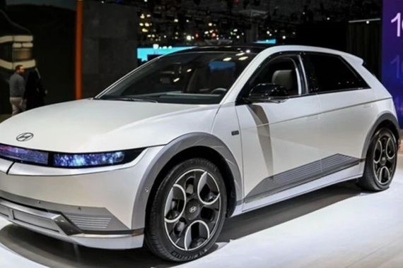 Togg'dan sonra bir ilk... Türkiye'ye yeni elektrikli araç