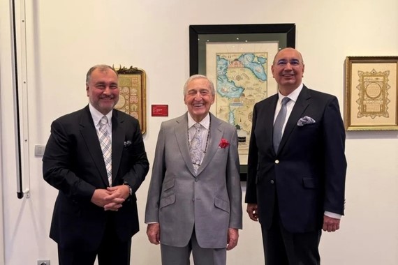 ulkerin-tercihi-sosyal-medyayi-karistirdi-murat-ulker-depremi.jpg