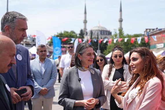 Üsküdar Kariyer Fuarı'nda Dev Buluşma: Binlerce Kişiye İstihdam Kapısı