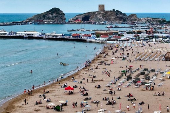 İstanbul’da 3 Plaj İçin Yasak Kararı! Denize Giriş Durduruldu