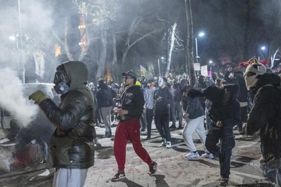 yasadisi-gosterilerde-gozalti-sayisi-1418e-yukseldi.jpg