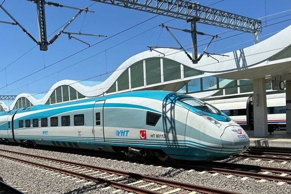 hizli-tren-model.jpg