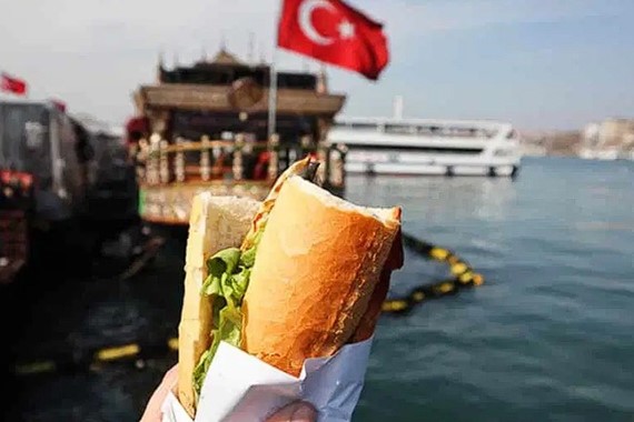 istanbul-doner-sokak-lezzetleri.jpg