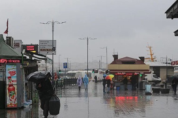 istanbul-yaz-yagmuru-temmuz.jpg