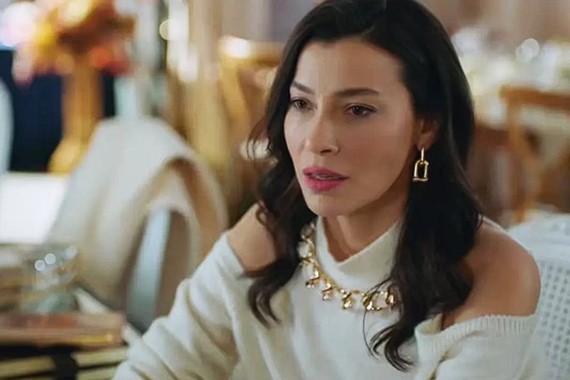 mujde-uzman-alev-ayrilik-nedeni.jpg