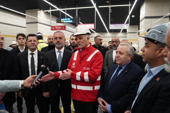 nuri-aslan-metro-inceleme-3.jpeg
