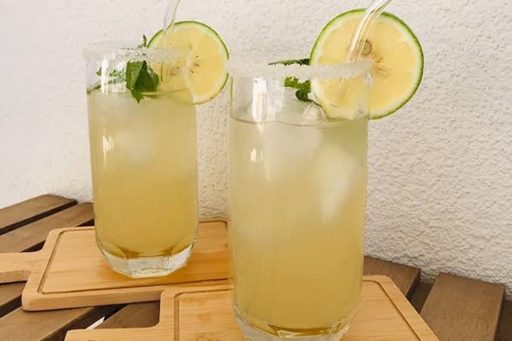 sicakta-bekleyen-limonata-durumu.jpg