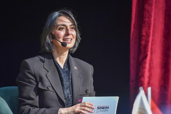 sinem-dedetas-hasta.jpg